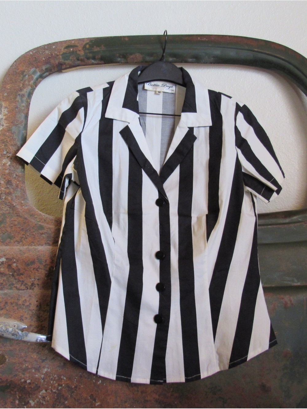 Betty Page Las Vegas Black & White Blouse